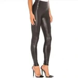 SPANX Women's Black Faux Leather Quilted Leggings size Large Petite